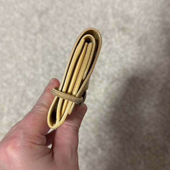 Vintage Louis Vuitton Portefeullie Elastique Vanilla Epi Leather Trifold Wallet - Picture 12 of 12